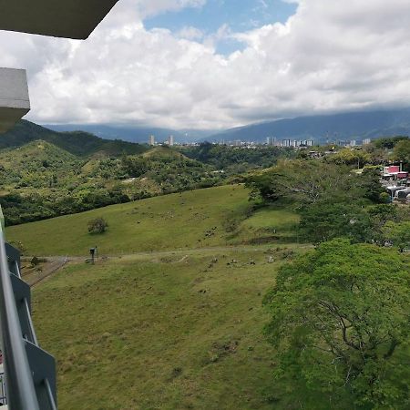 Hermoso Y Amplio Apartamento Cerca Del Parque Deportivo Ibagué 外观 照片