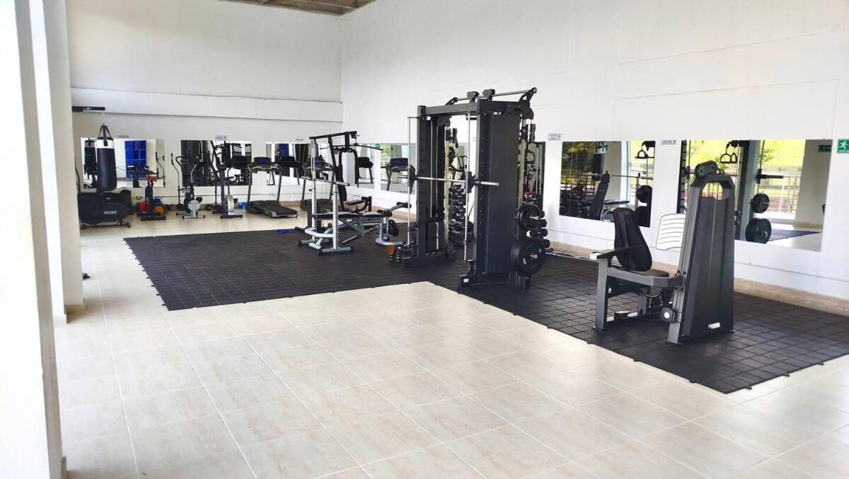 Hermoso Y Amplio Apartamento Cerca Del Parque Deportivo Ibagué 外观 照片