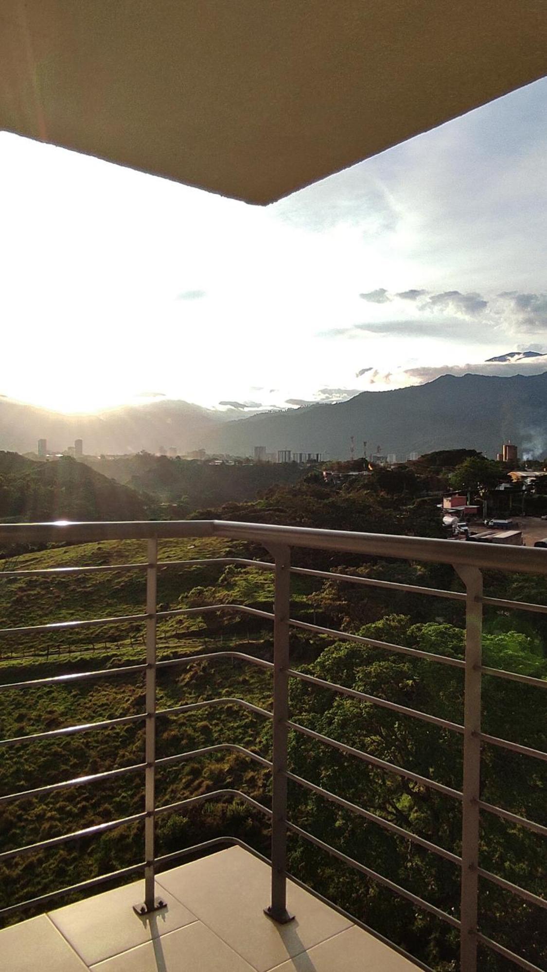 Hermoso Y Amplio Apartamento Cerca Del Parque Deportivo Ibagué 外观 照片